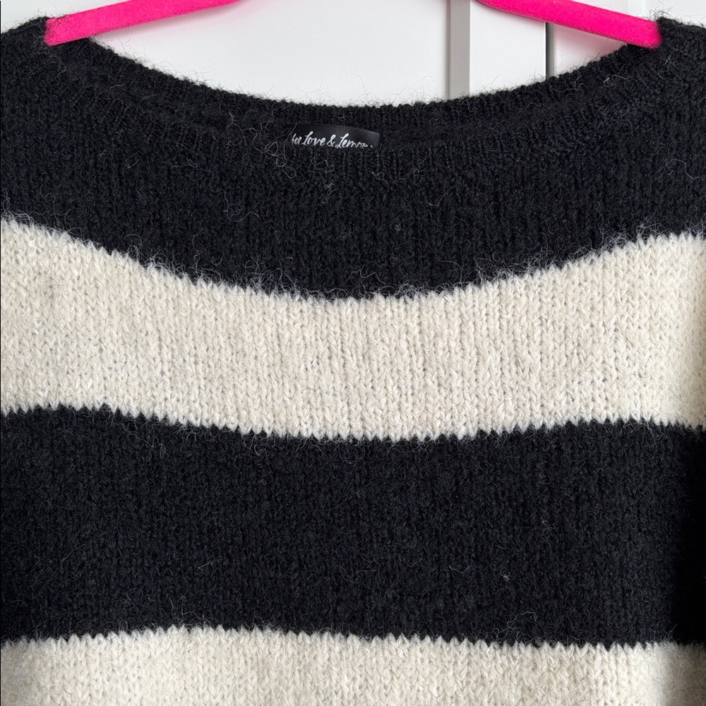 For Love & Lemons Meggy Oversized Sweater, XS - Picture 7 of 10